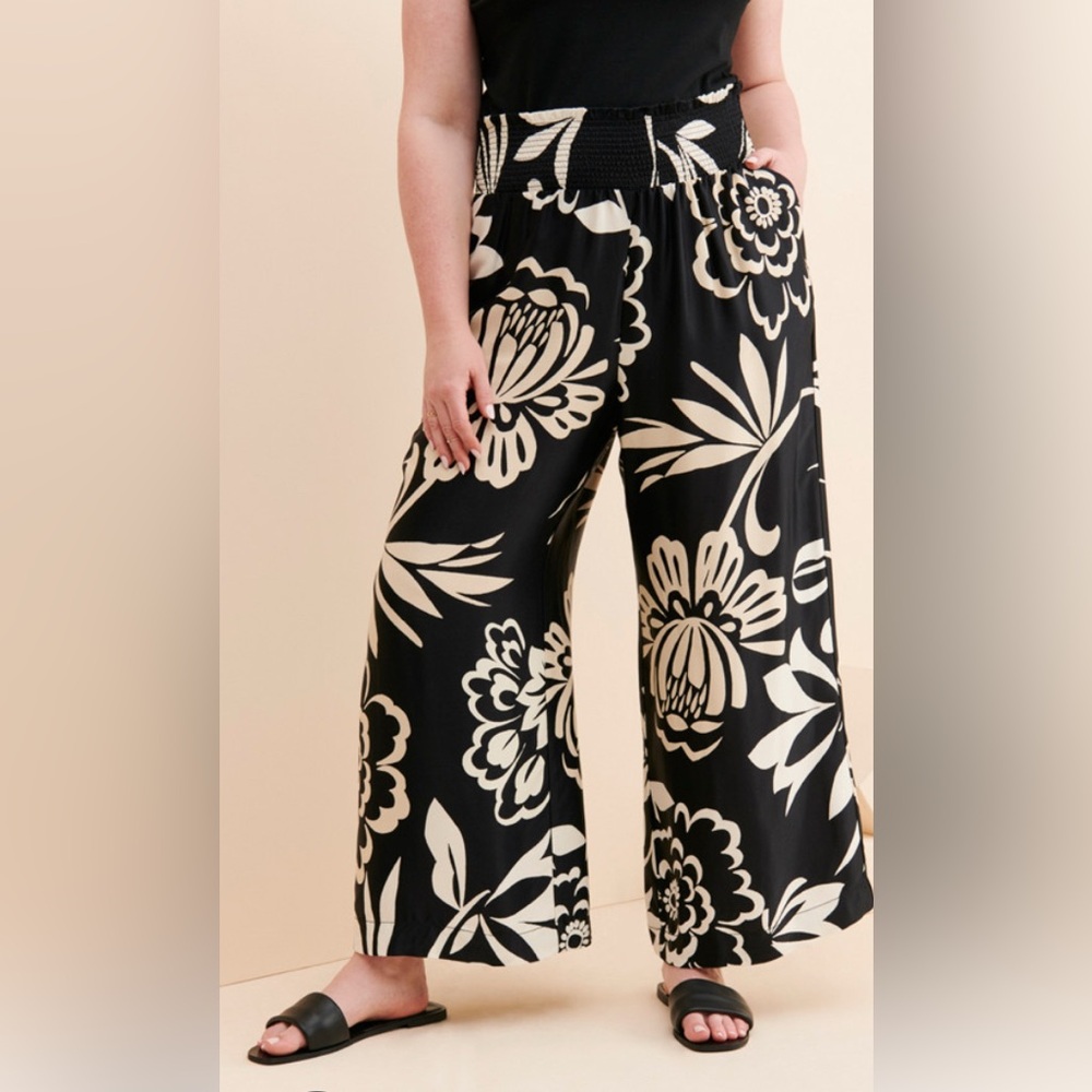 Anthropologie Maeve wide leg pull on pants medium